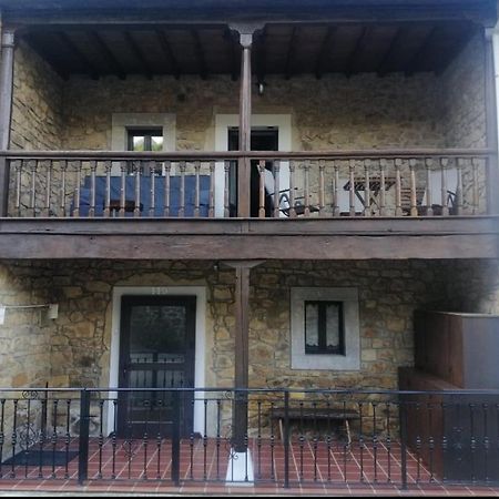 Casa Rural Apartamentos Angel Inguanzo Arenas De Cabrales المظهر الخارجي الصورة