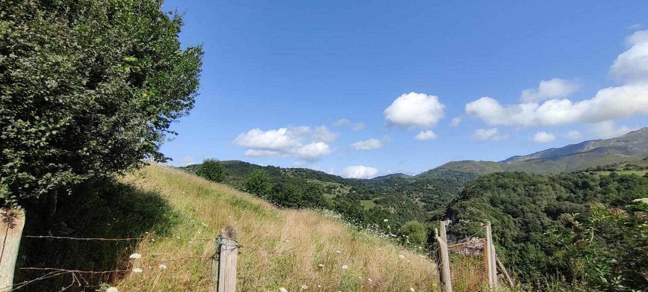 Casa Rural Apartamentos Angel Inguanzo Arenas De Cabrales المظهر الخارجي الصورة