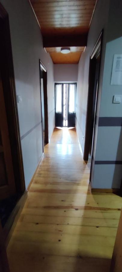 Casa Rural Apartamentos Angel Inguanzo Arenas De Cabrales المظهر الخارجي الصورة