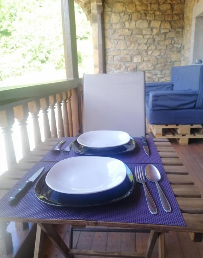 Casa Rural Apartamentos Angel Inguanzo Arenas De Cabrales المظهر الخارجي الصورة